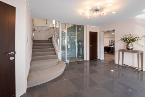 Photo of property in 10 The Mall, Mount Maunganui, 3116