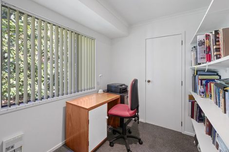 Photo of property in 3 Maple Crescent, Whalers Gate, New Plymouth, 4310