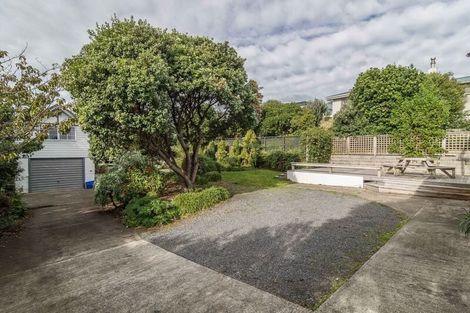 Photo of property in 111 Seaview Road, Paraparaumu Beach, Paraparaumu, 5032