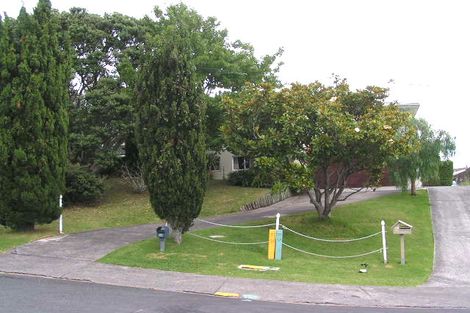 Photo of property in 1/18 Spencer Terrace, Hauraki, Auckland, 0622