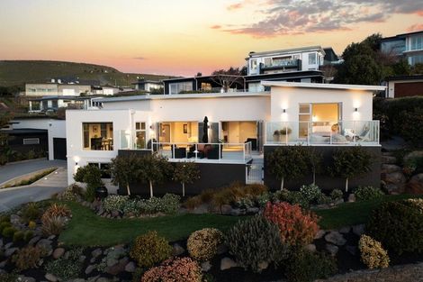 Photo of property in 8 Quarry Hill Terrace, Kennedys Bush, Christchurch, 8025