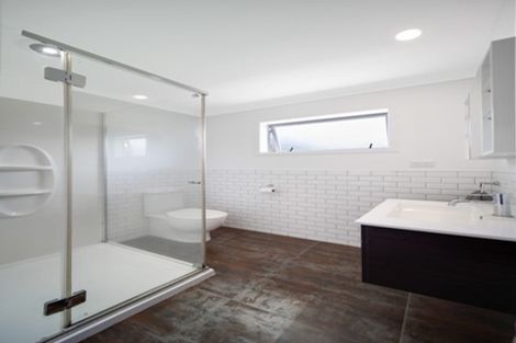 Photo of property in 121 Wellington Street, Pukekohe, 2120