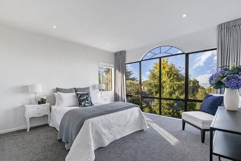 Photo of property in 2/60 Rangatira Road, Beach Haven, Auckland, 0626