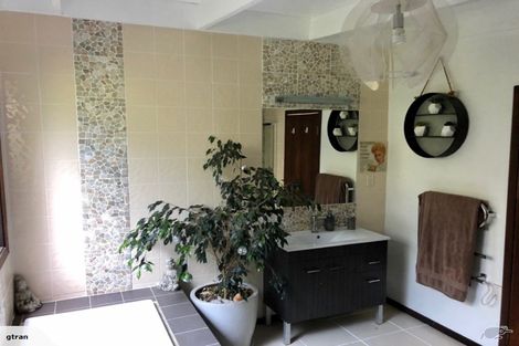 Photo of property in 17 Karen Road, Laingholm, Auckland, 0604