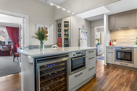 Photo of property in 98 Knowles Street, St Albans, Christchurch, 8052