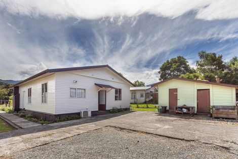 Photo of property in 31 Stafford Street, Blackball, 7804