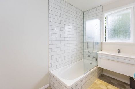 Photo of property in 34 Fraser Crescent, Elderslea, Upper Hutt, 5018