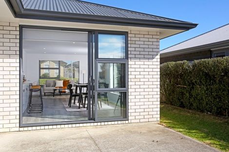 Photo of property in 14 Olivia Road, Pukekohe, 2120