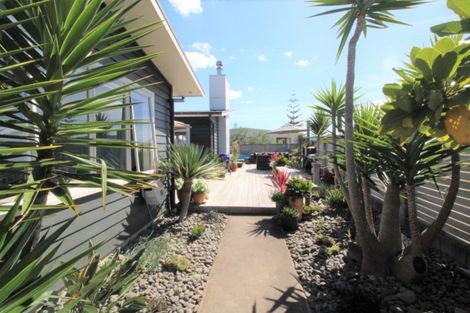 Photo of property in 128 Harbour Drive, Matarangi, Whitianga, 3592