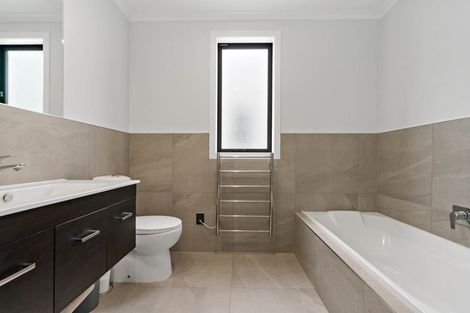 Photo of property in 30 Kauri Heart Avenue, Takanini, 2112