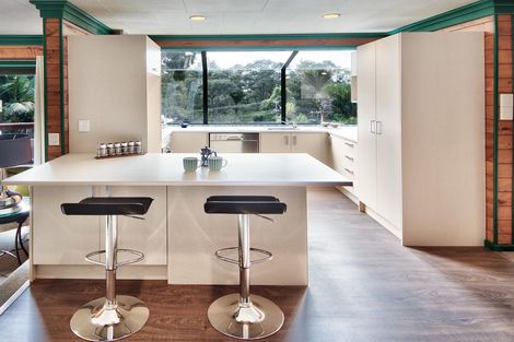 Photo of property in 40 Wood Bay Road, Titirangi, Auckland, 0604