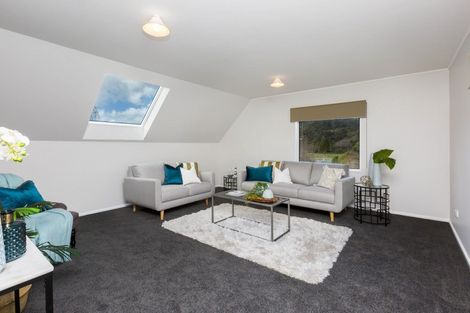 Photo of property in 7 Carlow Grove, Birchville, Upper Hutt, 5018