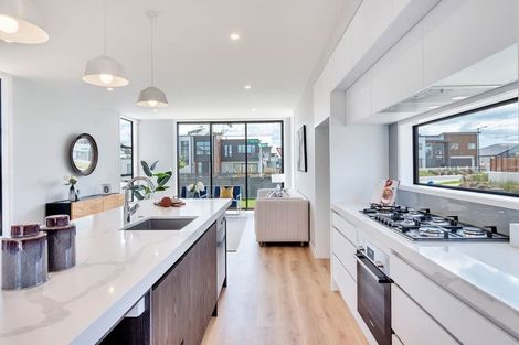 Photo of property in 30 Kearns Drive, Hobsonville, Auckland, 0616