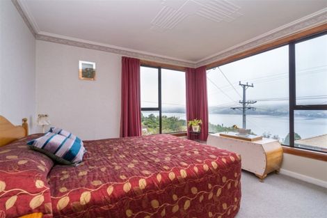 Photo of property in 13 Monowai Road, Ravensbourne, Dunedin, 9022