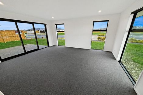 Photo of property in 92 Avanda Avenue, Rolleston, 7615