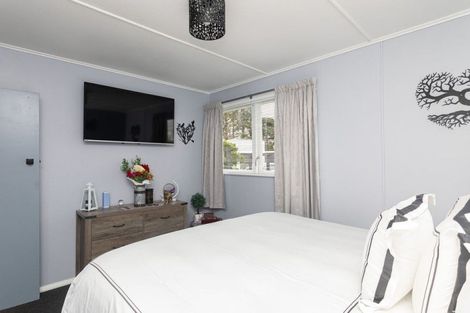 Photo of property in 881 Cowper Road, Dannevirke, 4976