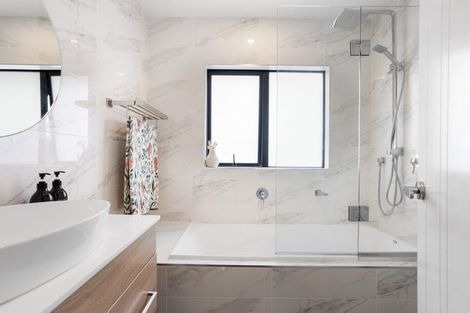 Photo of property in 1b Makora Road, Massey, Auckland, 0614