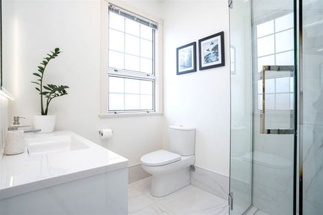 Photo of property in 37 Overdale Drive, Cashmere, Christchurch, 8022