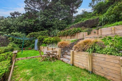 Photo of property in 107 Houghton Bay Road, Houghton Bay, Wellington, 6023