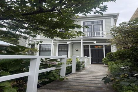 Photo of property in 17 Park Street, Thorndon, Wellington, 6011