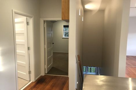 Photo of property in 13 Cavendish Square, Strathmore Park, Wellington, 6022