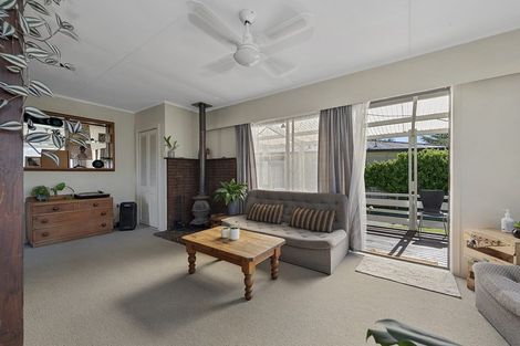 Photo of property in 6 Manapouri Place, Glenview, Hamilton, 3206