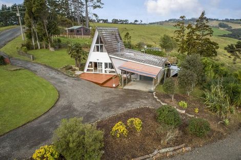Photo of property in 401 Mclachlan Road, Kaukapakapa, Warkworth, 0984