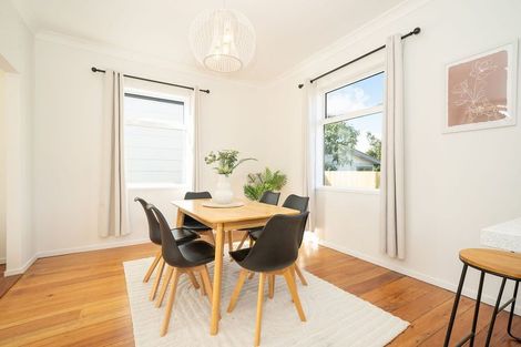 Photo of property in 32 Valley Road, Hikurangi, 0114