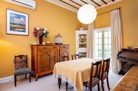 Photo of property in 7 Lincoln Road, Bluff Hill, Napier, 4110