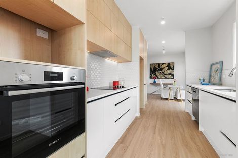 Photo of property in 6/1 Kaponga Crescent, New Lynn, Auckland, 0600