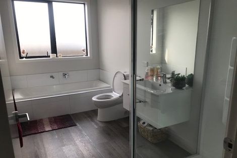 Photo of property in 10 Foley Grove, Pyes Pa, Tauranga, 3110