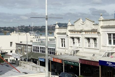 Photo of property in 4/64 Victoria Road, Devonport, Auckland, 0624