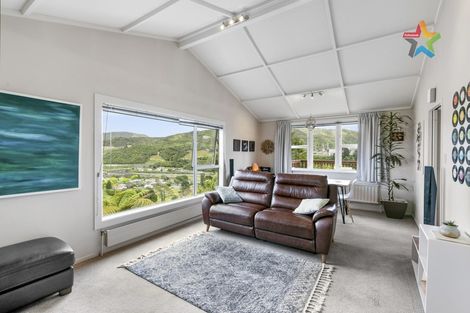 Photo of property in 17 Kingsley Street, Stokes Valley, Lower Hutt, 5019