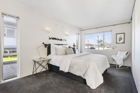 Photo of property in 4b Bruce Street, Northcote Point, Auckland, 0627