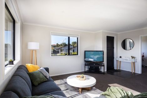 Photo of property in 43 Magnolia Drive, Westown, New Plymouth, 4310