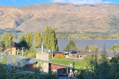 Photo of property in 50 Beacon Point Road, Wanaka, 9305