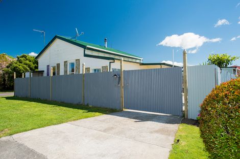 Photo of property in 71 Macdonald Street, Elgin, Gisborne, 4010