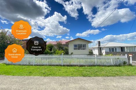 Photo of property in 2/2 Aotea Road, Glen Eden, Auckland, 0602