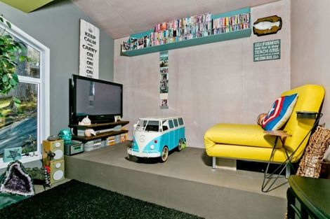 Photo of property in 1/86 Braemar Road, Castor Bay, Auckland, 0620