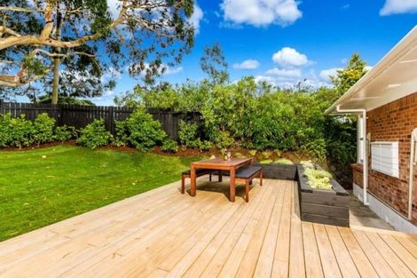 Photo of property in 2/1 Hythe Terrace, Mairangi Bay, Auckland, 0630