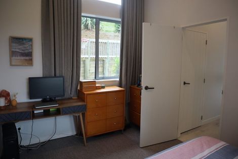 Photo of property in 73 Warman Road, Okura, Auckland, 0792