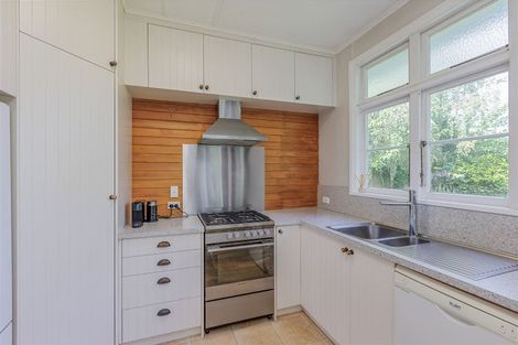 Photo of property in 2 Lansdowne Crescent, Lansdowne, Masterton, 5810