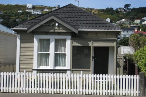 Photo of property in 65 Derwent Street, Island Bay, Wellington, 6023