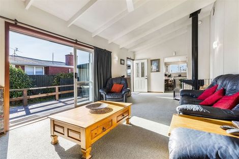 Photo of property in 69 Cotswold Avenue, Bishopdale, Christchurch, 8053