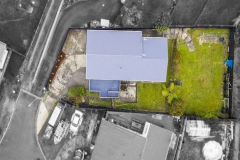 Photo of property in 34 Blueberry Grove, Timberlea, Upper Hutt, 5018