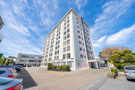 Photo of property in Hobson Court Flats, 64/70 Hobson Street, Thorndon, Wellington, 6011