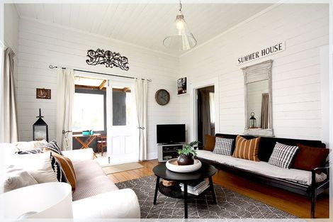 Photo of property in 28 Shortt Street, Foxton Beach, Foxton, 4815