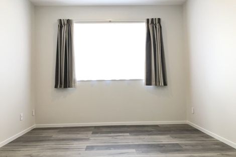 Photo of property in 11 Raymond Grace Avenue, Huapai, Kumeu, 0810