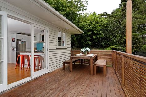 Photo of property in 16 Mariana Place, Glen Eden, Auckland, 0602