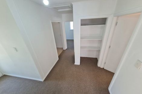 Photo of property in 195 Sievers Grove, Cannons Creek, Porirua, 5024